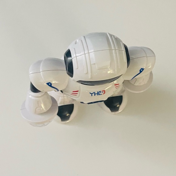 Sonew Electric Lighting Robot Toy,Kids Robot Toys,Electric Robot Toys - Picture 5 of 6